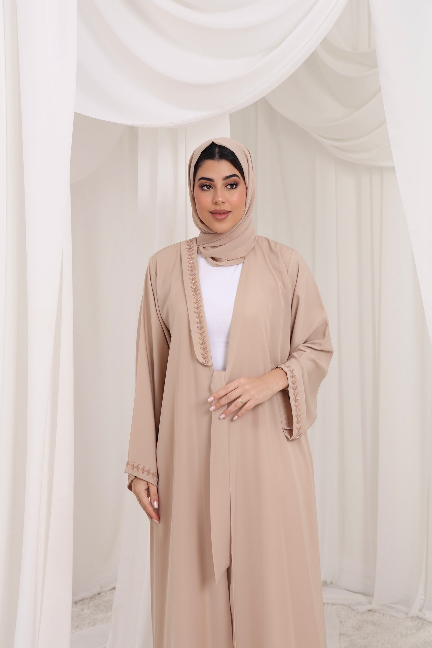 Dalal in Beige